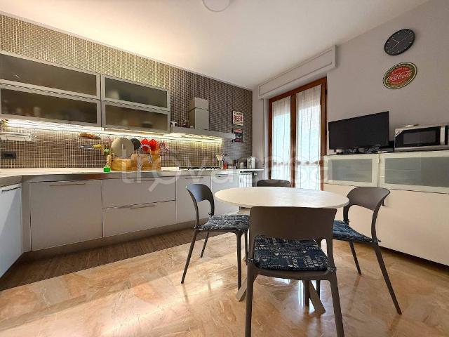 Trilocale in vendita a Novara, San Paolo