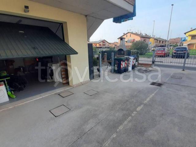 Trilocale in vendita a Occhiobello via Alberto Viaro, 16