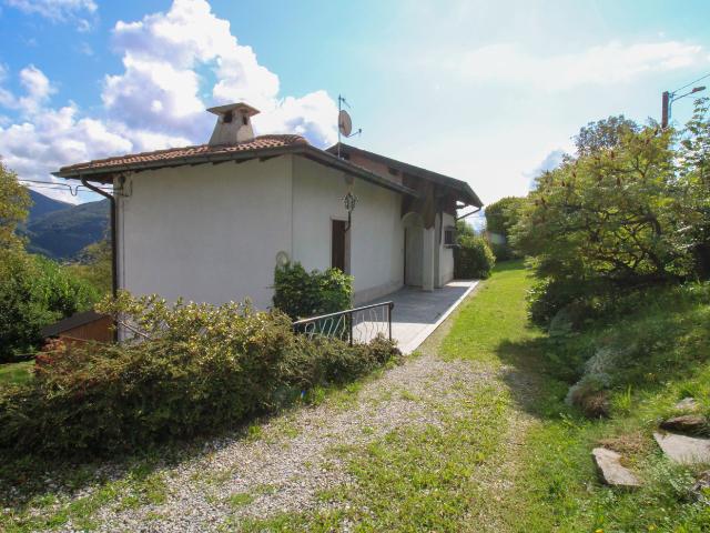 Trilocale in vendita a Alta Valle Intelvi