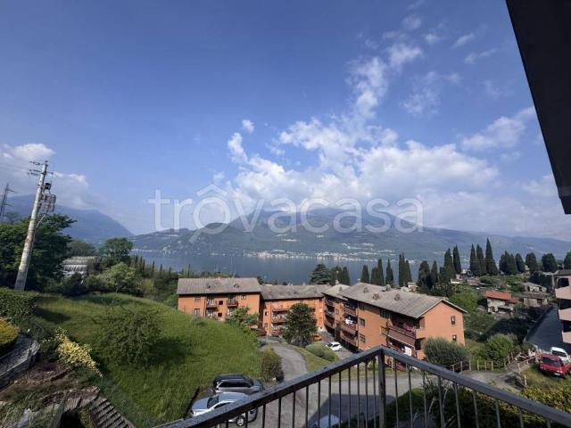 Trilocale in vendita a Bellano via Villaggio Giardino