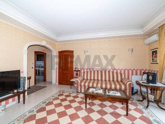 Trilocale in vendita a Belpasso via II Traversa, 95