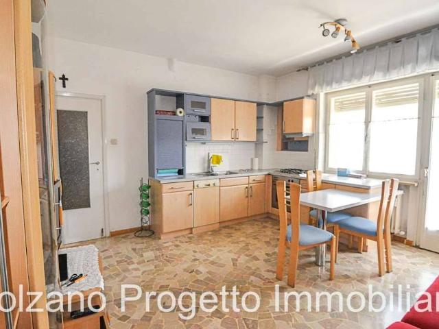Trilocale in vendita a Bolzano via Gaismair, 22, Gries San Quirino