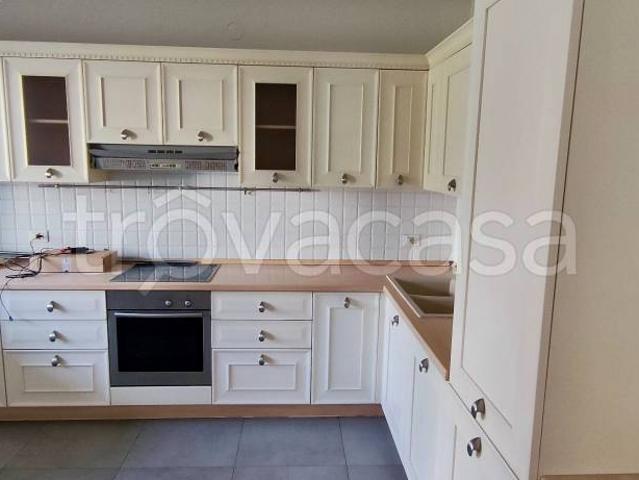 Trilocale in vendita a Bolzano via Luigi Cadorna, Gries San Quirino