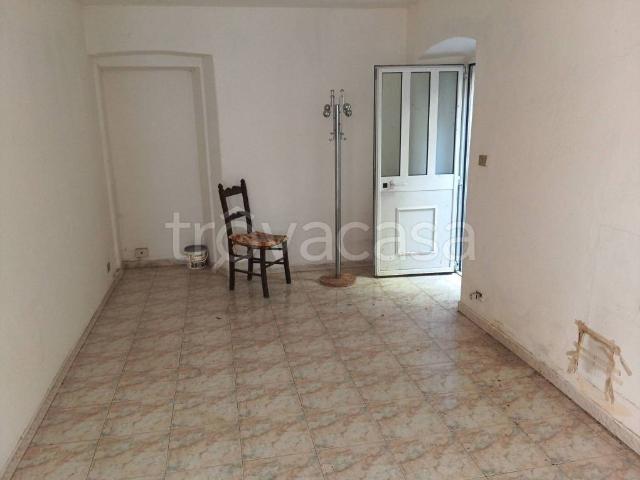 Trilocale in vendita a Borgonovo Ligure, Mezzanego