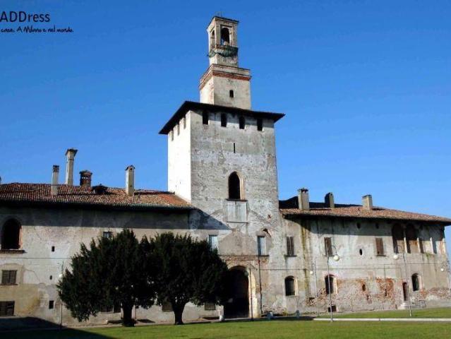 Trilocale in vendita a Cusago piazza Soncino