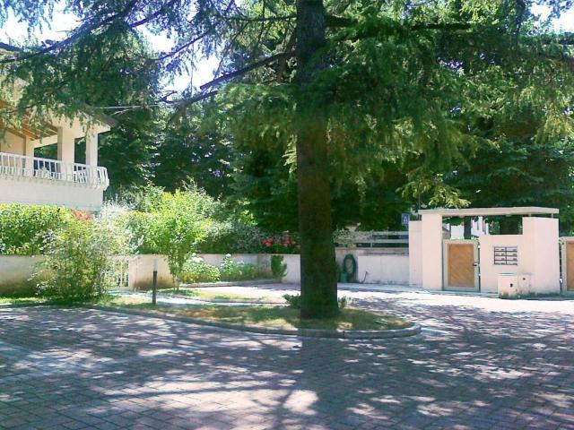 Trilocale in vendita a Camaiore via Roma