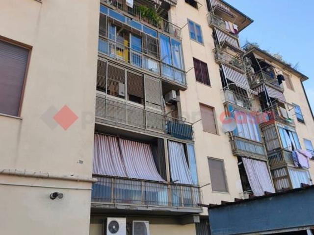 Trilocale in vendita a Campi Bisenzio via Cimabue