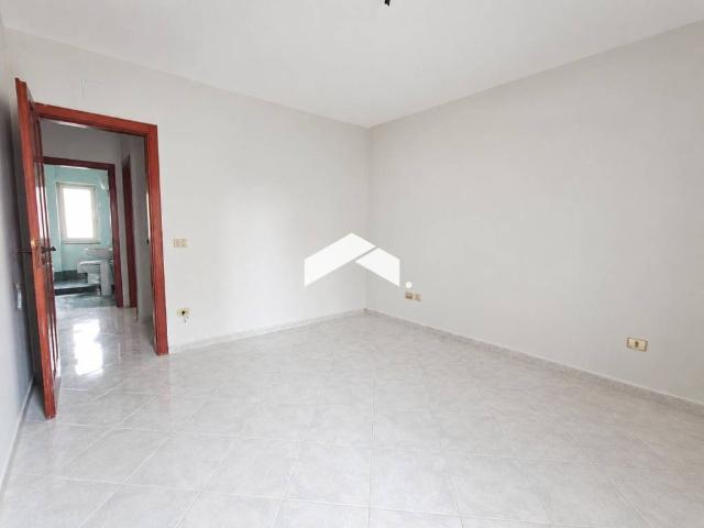 Trilocale in vendita a Casalnuovo di Napoli via Rione Fico, 24