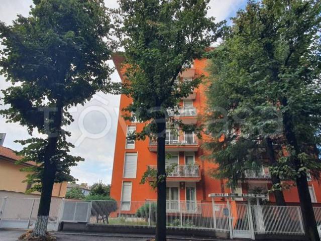 Trilocale in vendita a Castellanza viale Italia, 59