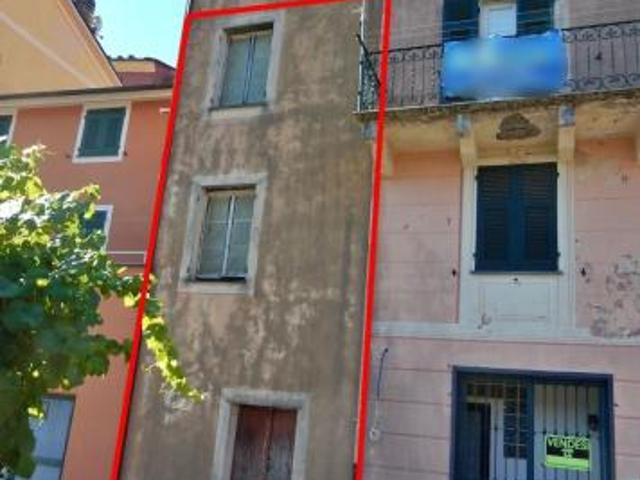 Trilocale in vendita a Castiglione Chiavarese