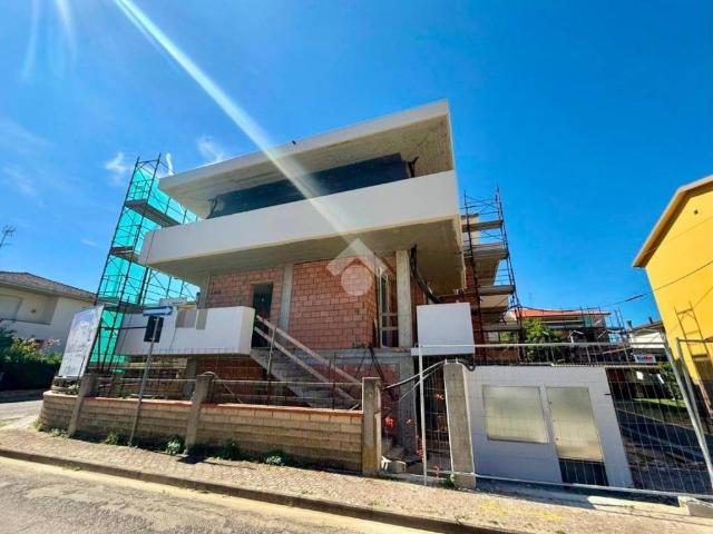 Casa indipendente in vendita a Capraia e Limite via Nikolay Lenin, 2