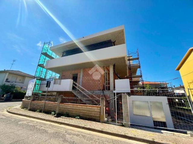 Casa indipendente in vendita a Capraia e Limite via Nikolay Lenin, 2