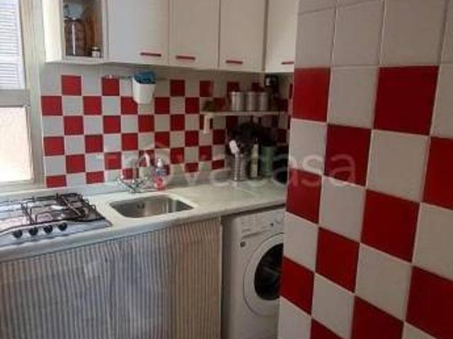 Trilocale in vendita a Carrara piazza Antonio Gramsci, Centro città