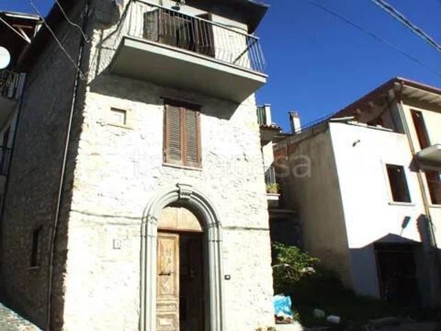 Trilocale in vendita a Carsoli via Sabina No Number, Tufo Basso