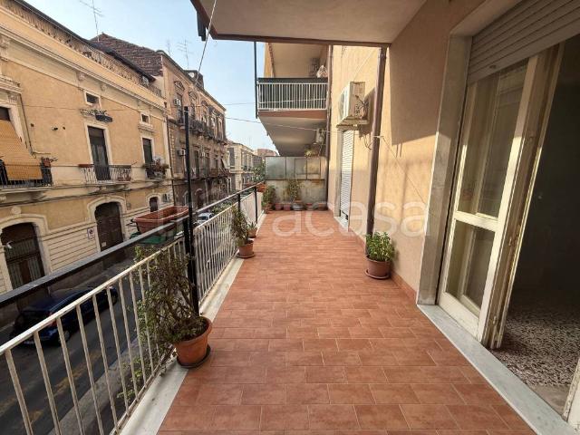 Trilocale in vendita a Catania via Colajanni Napoleone, Corso Sicilia Fiera