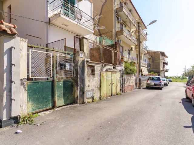 Trilocale in vendita a Catania via Giuseppe Arimondi, 85, Nuovalucello Leonardo Da Vinci