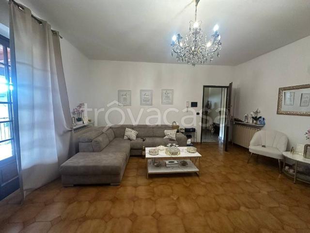 Trilocale in vendita a Cavaglià via Macallè, 8