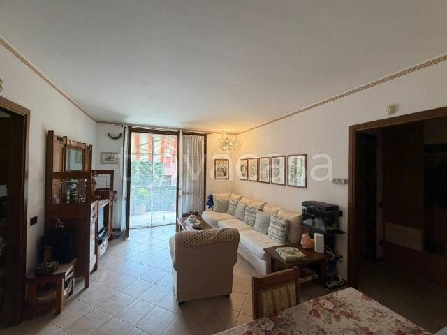Trilocale in vendita a Cavenago di Brianza via 8 Marzo, 7