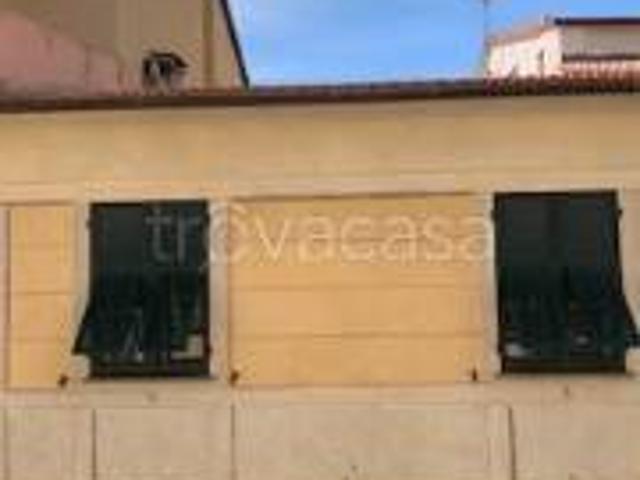 Trilocale in vendita a Chiavari via Rivarola