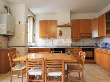 Trilocale in vendita a Cologno Monzese via Bergamo, 1, San Maurizio Al Lambro