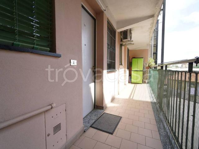 Trilocale in vendita a Cologno Monzese via Trento, 9