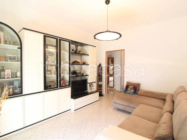 Trilocale in vendita a Cologno Monzese viale Lombardia, 49, San Maurizio Al Lambro
