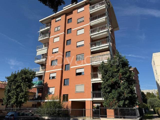 Trilocale in vendita a Collegno via Alpignano, Borgo Nuovo