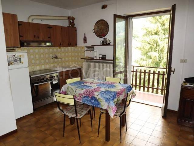 Trilocale in vendita a Cornalba via dei Ciliegi