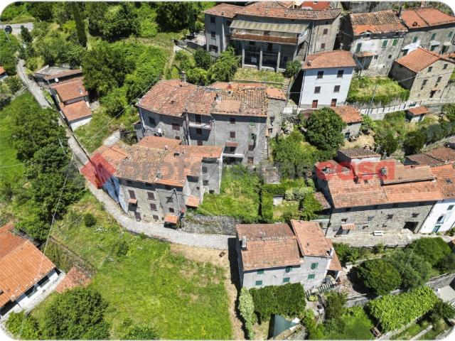 Trilocale in vendita a Crasciana, Bagni di Lucca