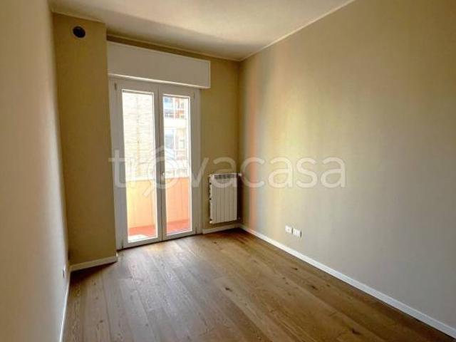 Trilocale in vendita a Cremona, Centro città