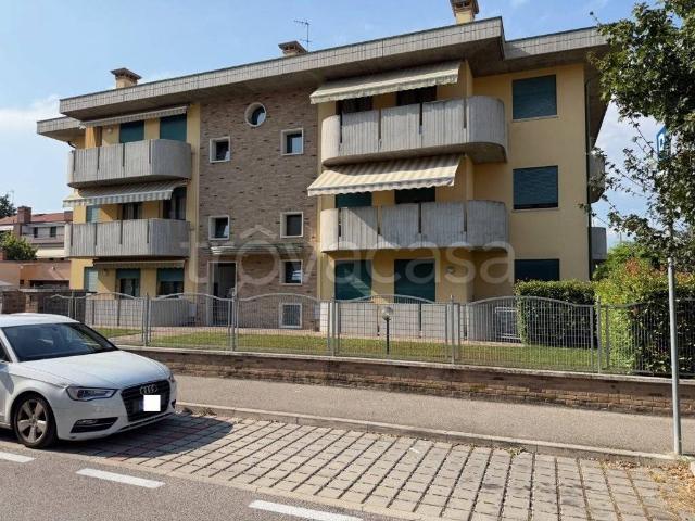 Trilocale in vendita a Dolo via San Pio X