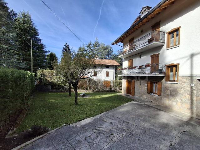 Trilocale in vendita a Dorga, Castione della Presolana