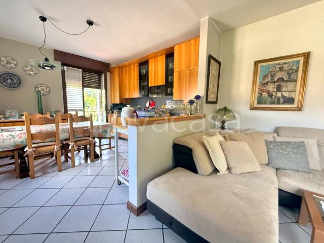 Trilocale in vendita a Endine Gaiano via San Felice, 7