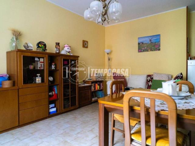Trilocale in vendita a Fano via Arcangelo Corelli, Vallato San Lazzaro