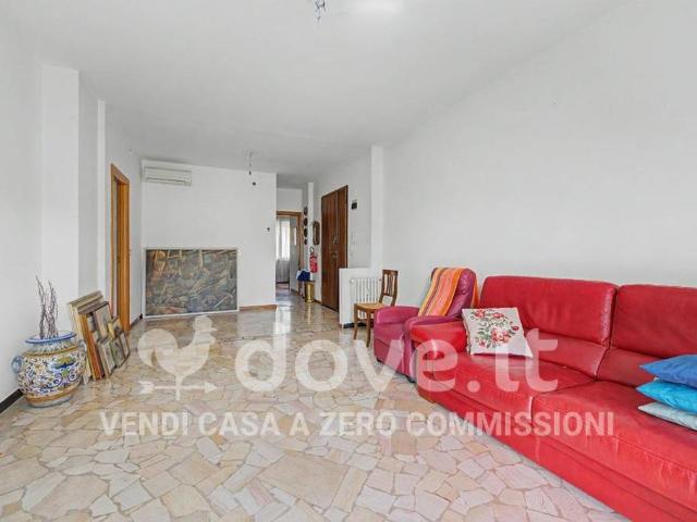 Trilocale in vendita a Feltre via Cornelio Castaldi, 2