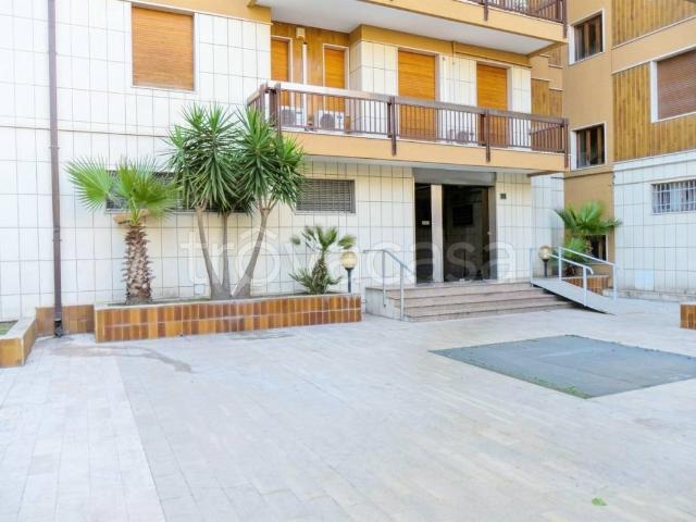 Trilocale in vendita a Foggia via a. Cesare Carelli, 28, Immacolata