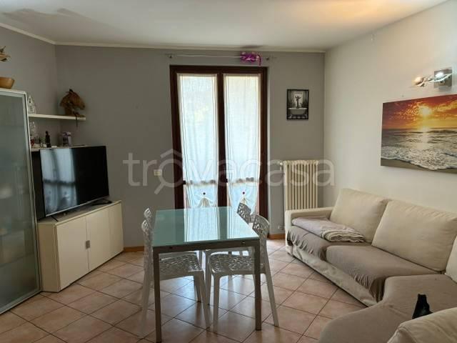 Trilocale in vendita a Gazzaniga