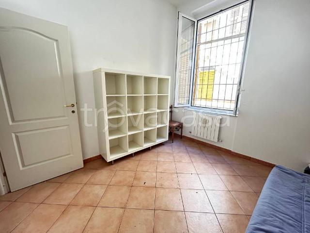 Trilocale in vendita a Genova via Gaetano Donizetti, 10, Sestri Ponente