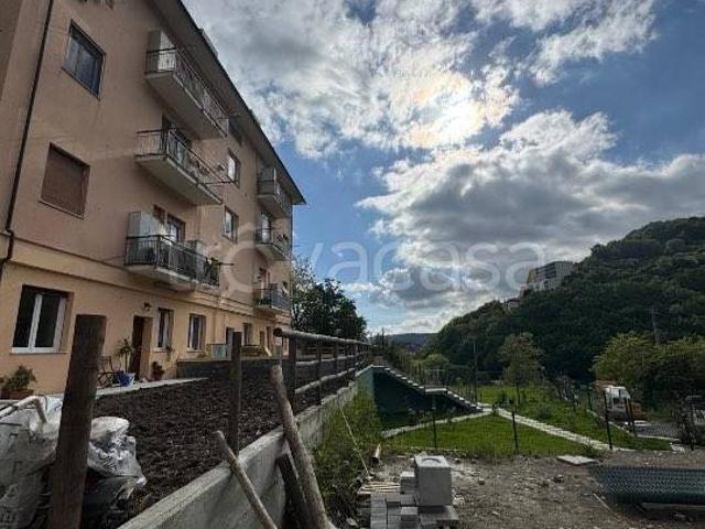Trilocale in vendita a Genova, Molassana