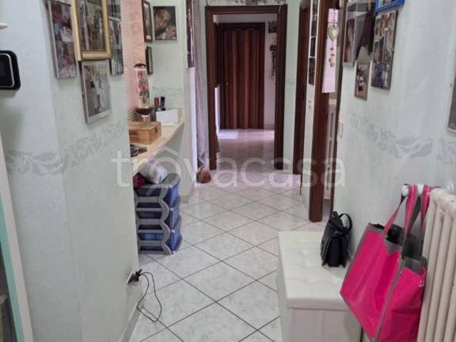 Trilocale in vendita a Genzano di Roma via dei Mille, 43