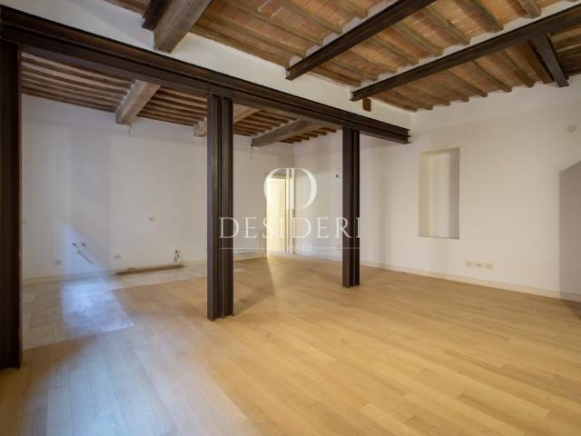 Trilocale in vendita a Grosseto via Varese, Centro città