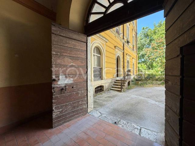 Trilocale in vendita a Isola del Liri via Borgo Nuovo, 14