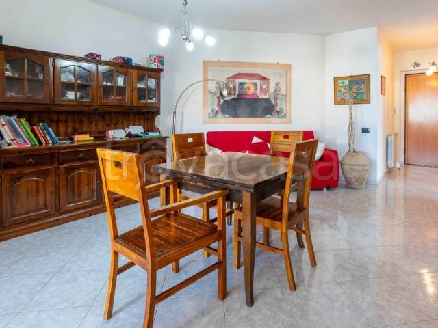 Trilocale in vendita a Latina via del Biancospino, 19, Latina Scalo