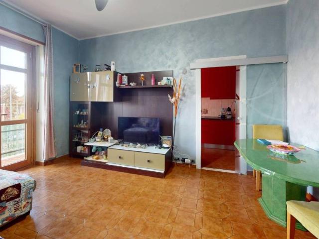 Trilocale in vendita a Leini via Felice Carrera, 6