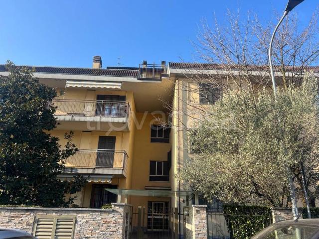 Trilocale in vendita a Lissone via del Frassino, 13