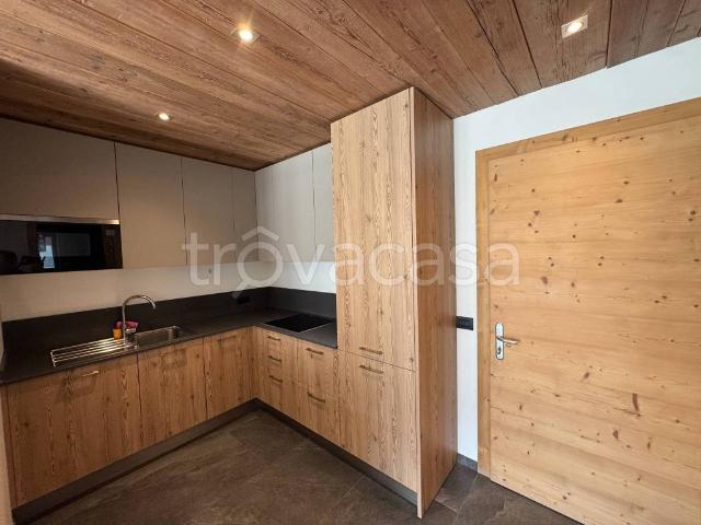 Trilocale in vendita a Livigno via Ràsia, 312