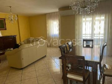 Trilocale in vendita a Palma Campania via Nuova Nola