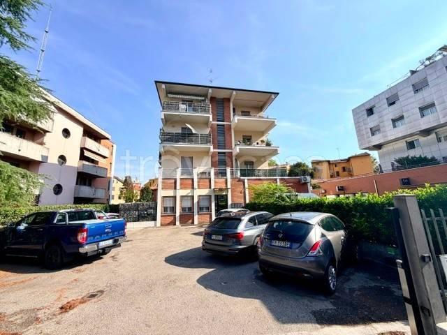 Trilocale in vendita a Parma via Volturno, 5, Ospedale Volturno