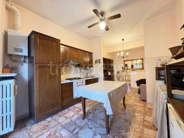 Trilocale in vendita a Parma via Alberto Lisoni, 8, San Lazzaro