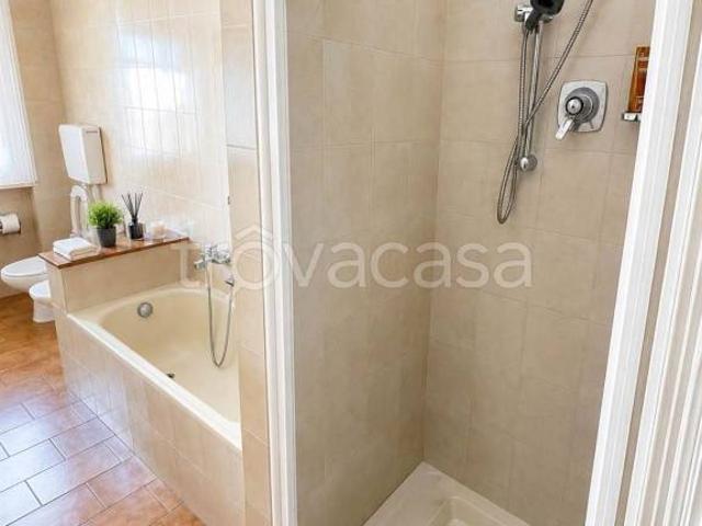 Trilocale in vendita a Parma viale Milazzo, 6, Villetta